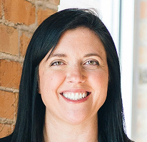 Sophie Hartwell, kierownik działu obsługi klienta, portret zespołu serwisowego